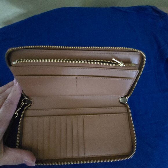 MARC JACOBS THE LEATHER CONTINENTAL WALLET - Picture 3 of 9